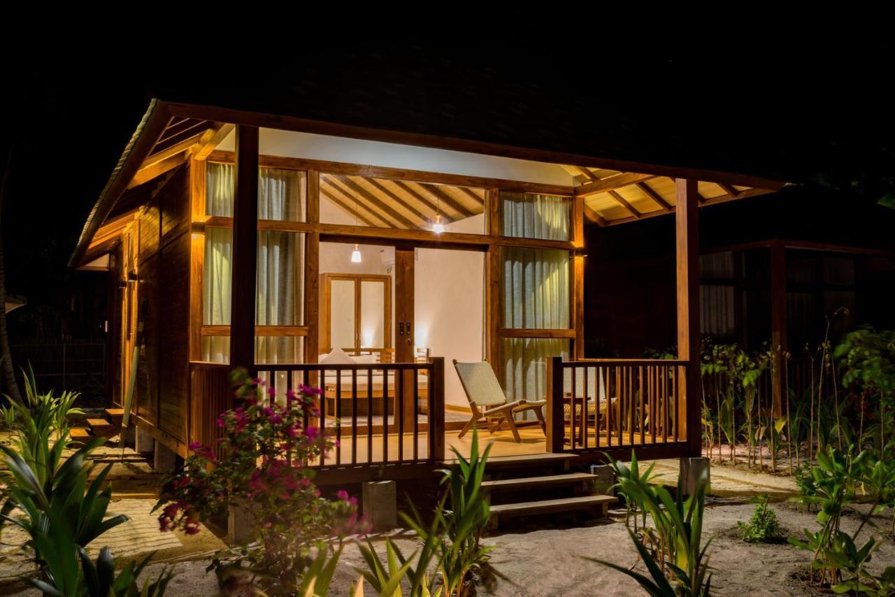 Fiyavalhu Resort Maldives Mandhoo Esterno foto
